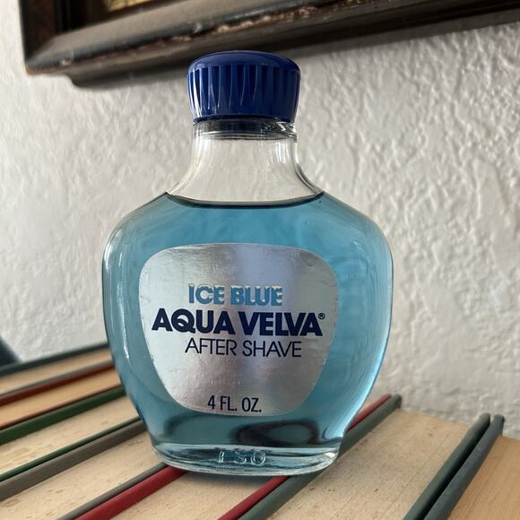Vintage Aqua Velva After Shave Ice Blue Cooling 4 Oz Glass Bottle - Picture 1 of 6